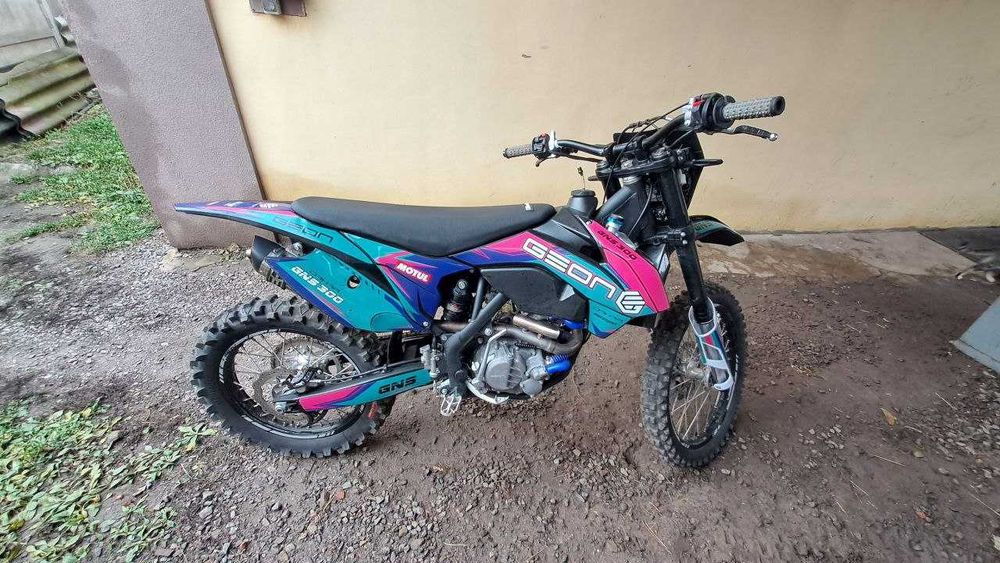 Продам Geon Dakar GNS 300 2024