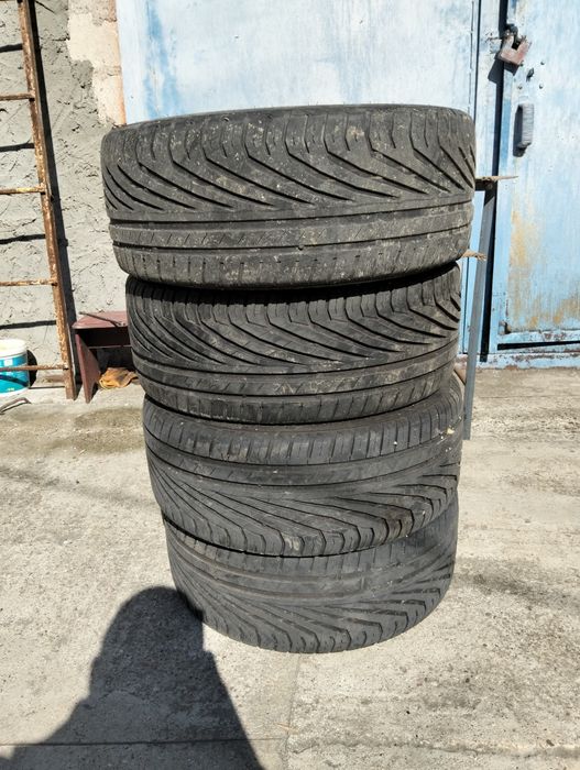 Uniroyal rain sport 3 215/45/16