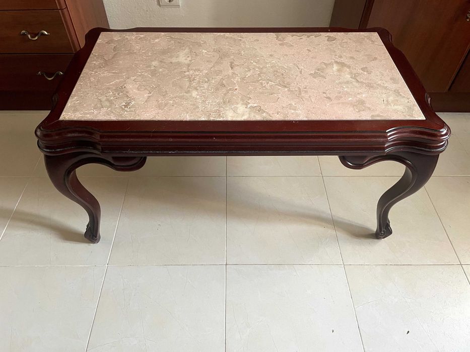 mesa de centro em ótimo estado