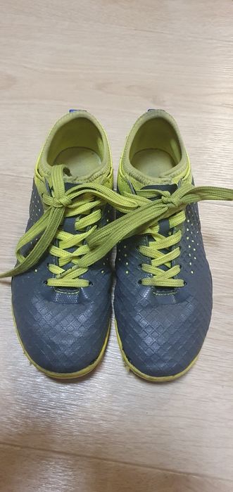 Buty korki turfy huari r33