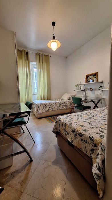 Quarto para alugar a Estudantes  ISA  ISEG Fac Arquit Veter ISCSP Univ.Nova