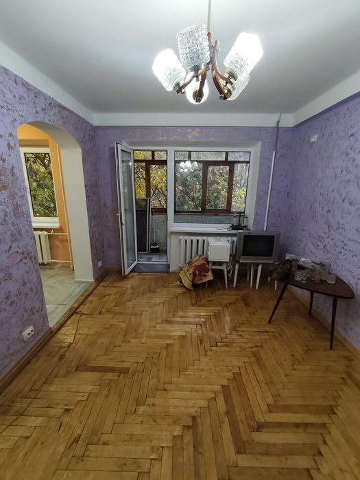 Продам 2х кімнатну квартиру в центрі міста "Амстор ,Україна"