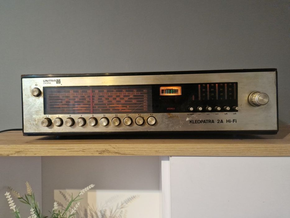 tuner radiowy Unitra DIORA Kleopatra 2A – model TSH-402A.