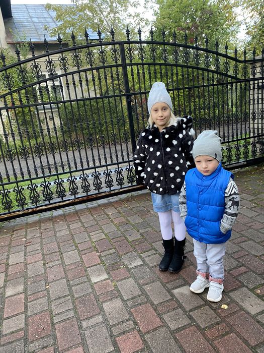 Шубка тедди на 5-6р, в горохи,курточка на осінь весну,чорна з білим