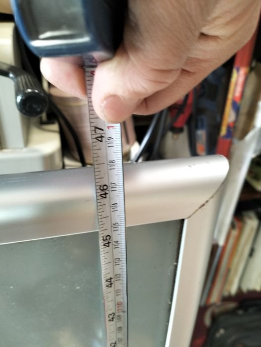 VIKA LAURI Tabletop in Frosted Glass64297881391105121