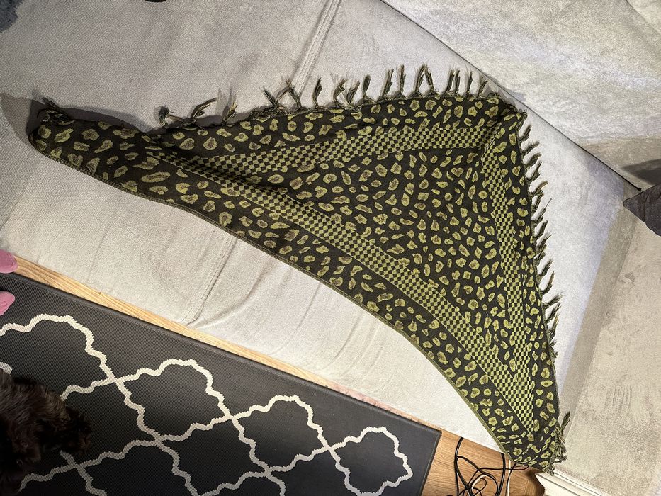 Chusta trójkątna pod szyję chłopięca 150 cm