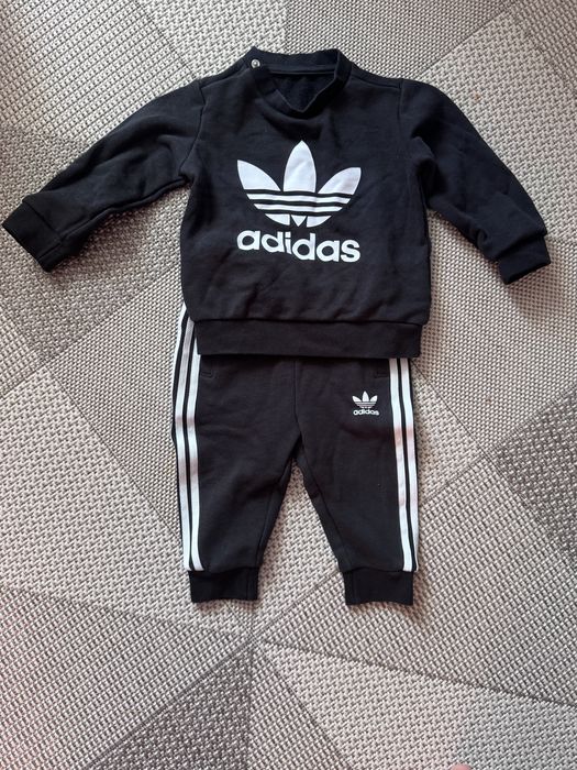 Костюм Adidas оригінал розмір 80