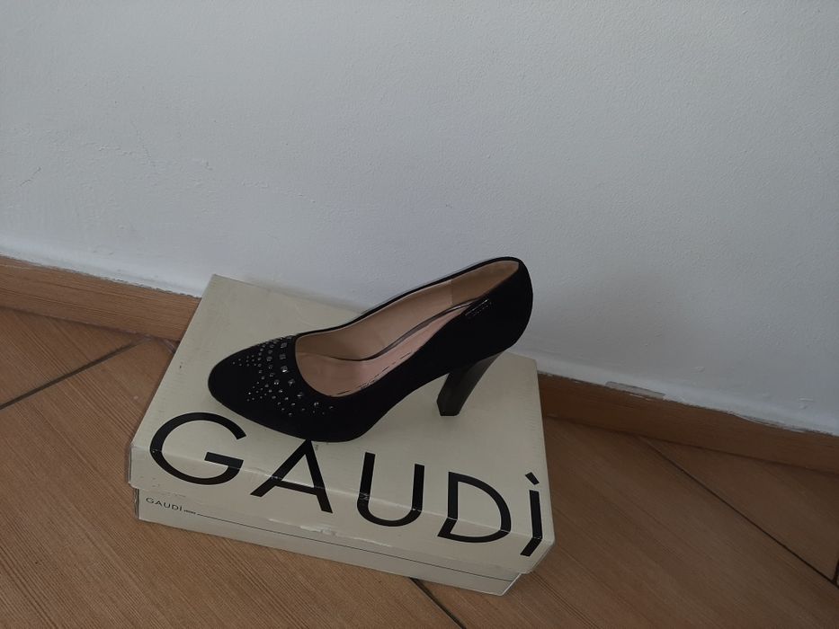 Buty GAUDI rozmiar 39