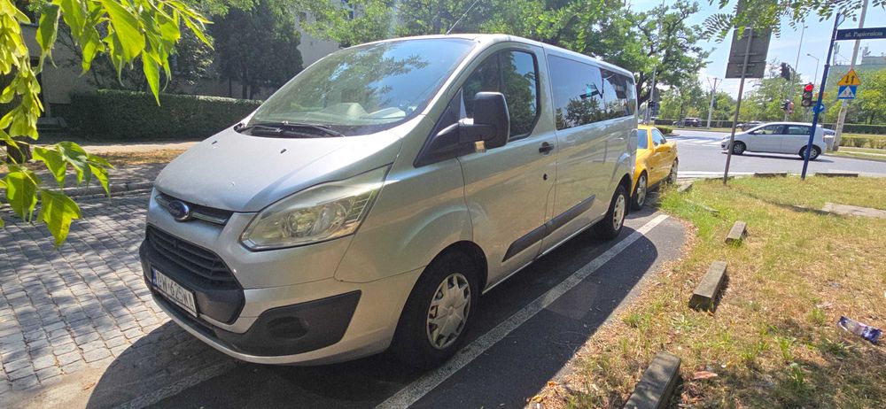 Ford Transit Custom 9 os.