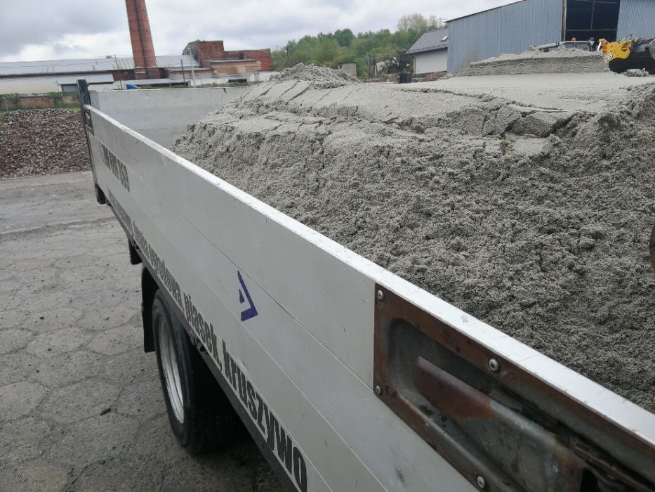 PIASEK, POSPÓŁA KRAKÓW (drobny,gruby,rzeczny,płukany,szary,murarski)