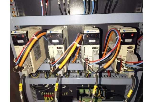 Фрезерний верстат по дереву з ЧПУ MAST 2030 фрезер