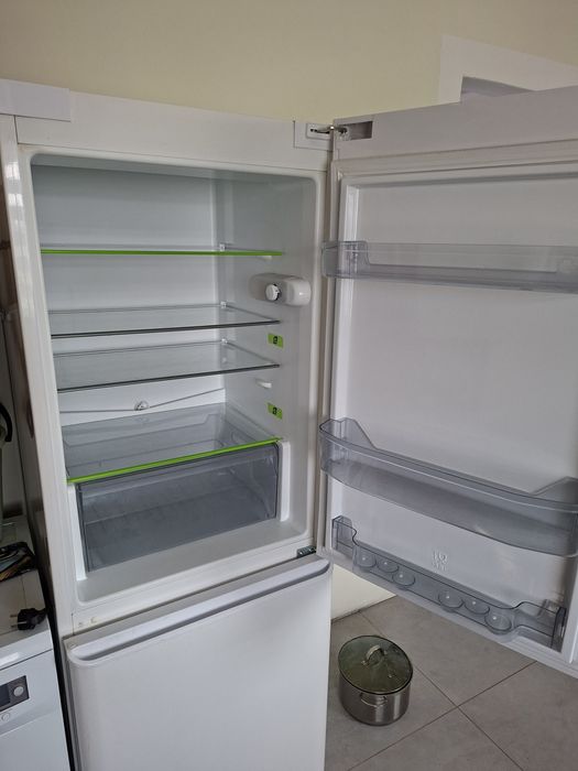 Lodówko zamrażarką Polar jak nowa