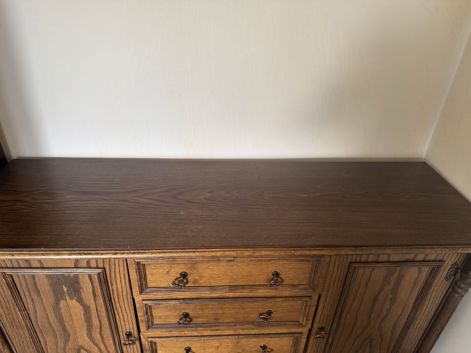 Drewniana komoda