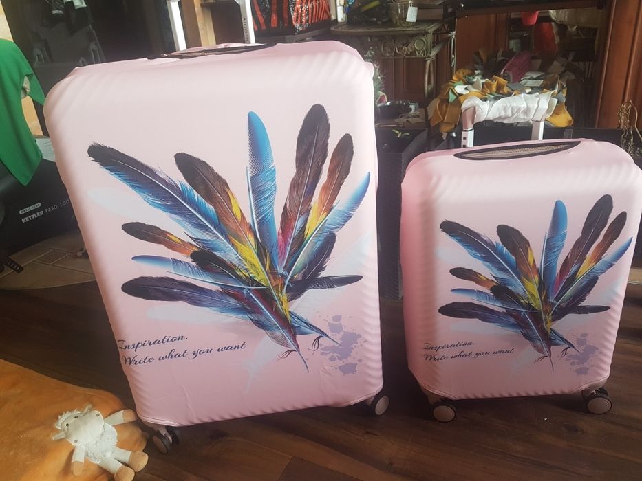 Pokrowiec na walizkę  XL elastyczny NOWY