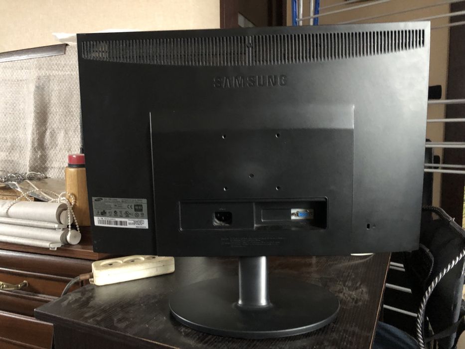 Монітор Samsung E2220NW