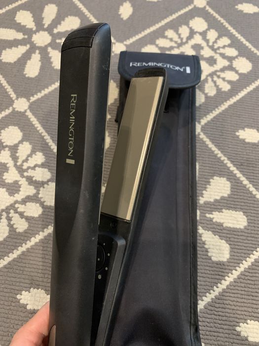 випрямляч для волосся Remington S1005