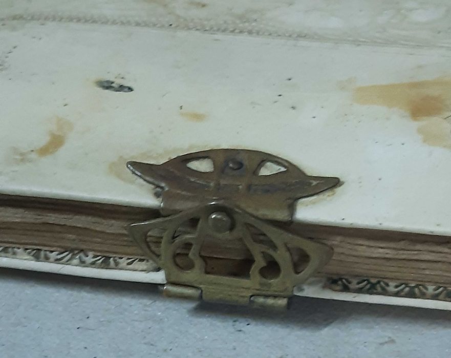 Missal/Devocionário antigo