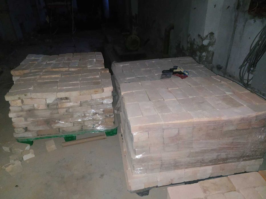 будматеріали цегла для камінів та групок