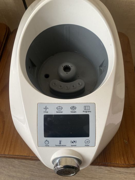 Многофункциональный кухонный робот пароварка  Compact Cook Elite