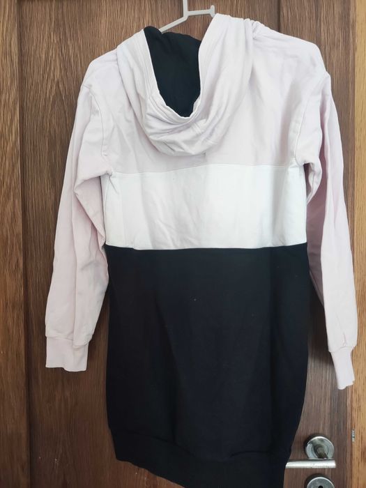 Roupa de menina, em muito bom estado!