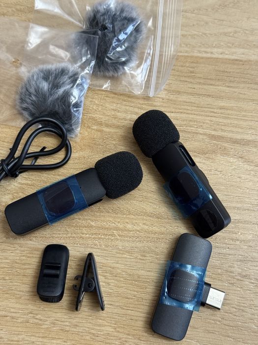 Мікрофон безпроводний петлічка