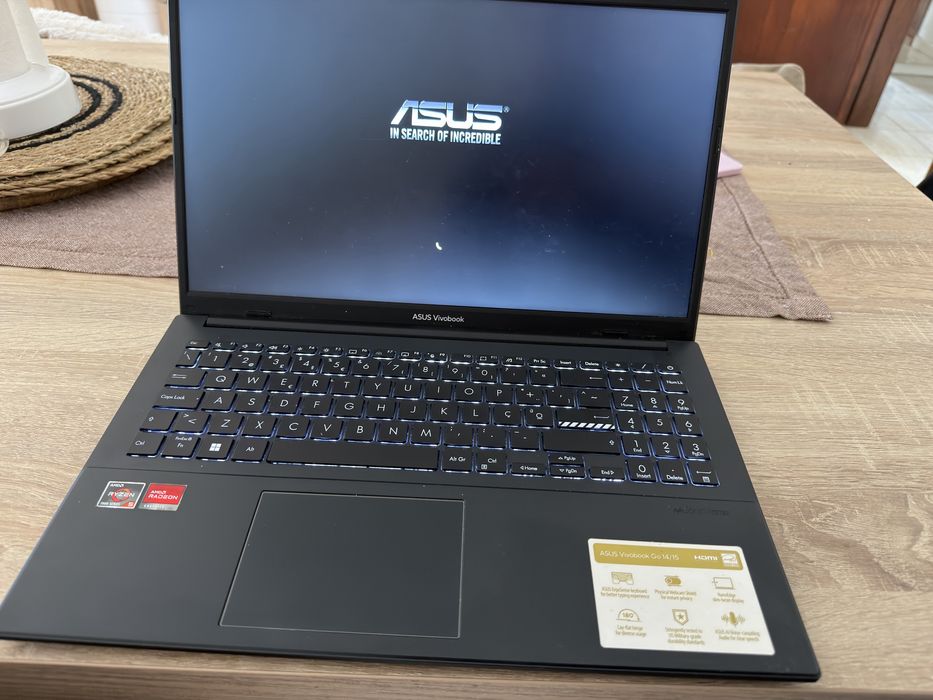 Laptop Asus Negra