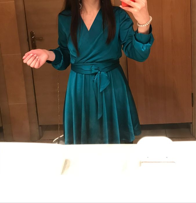 Платье изумрудное