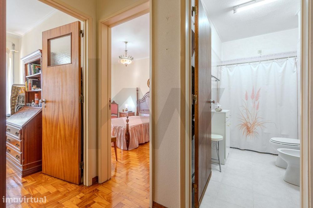T2 em Oeiras | O Equilíbrio Perfeito entre Conforto e Localização
