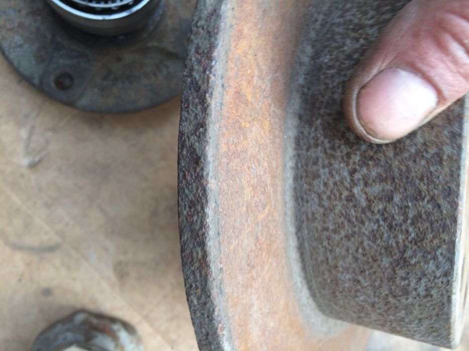 Форд ескорт МК 4  ходова  ( до 90 року)