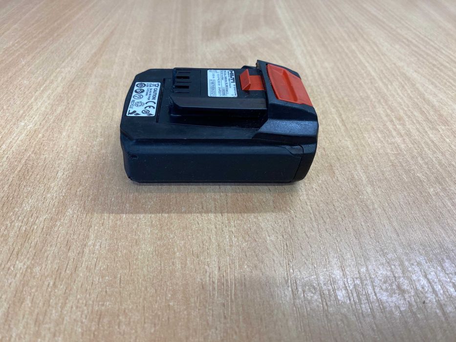 Akumulator Bateria HILTI B12 4.0Ah stan bardzo dobry