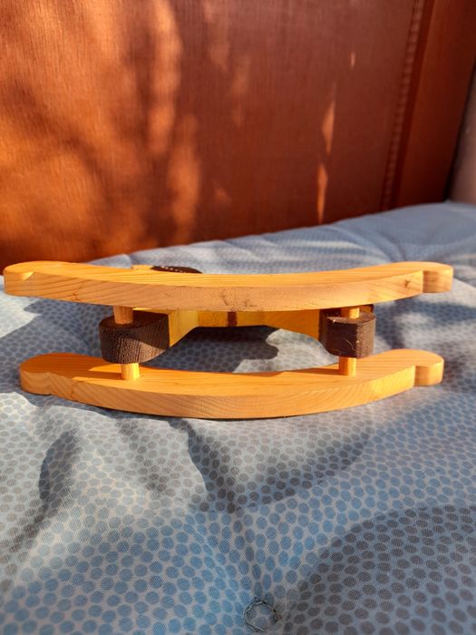 Konik drewniany koń na biegunach dekoracja