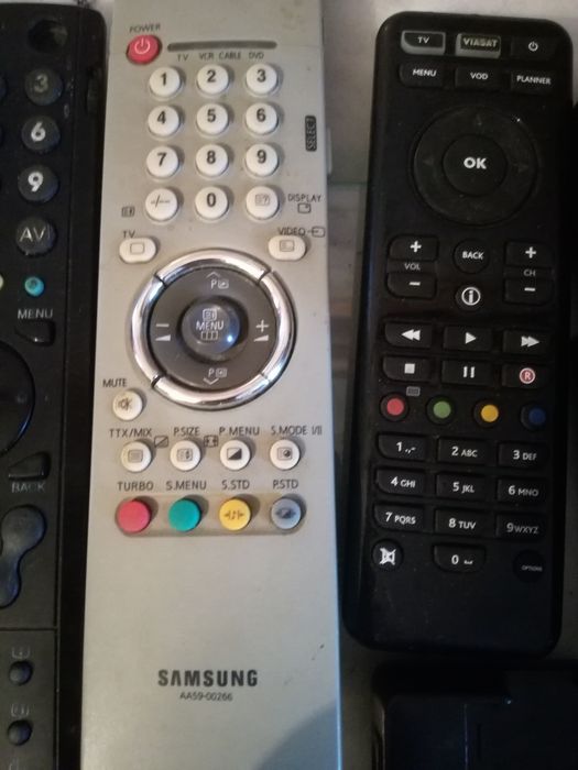 Piloty, Ładowarki Sony, JVC, HP, Zasilacze, ładowarki ZESTAW