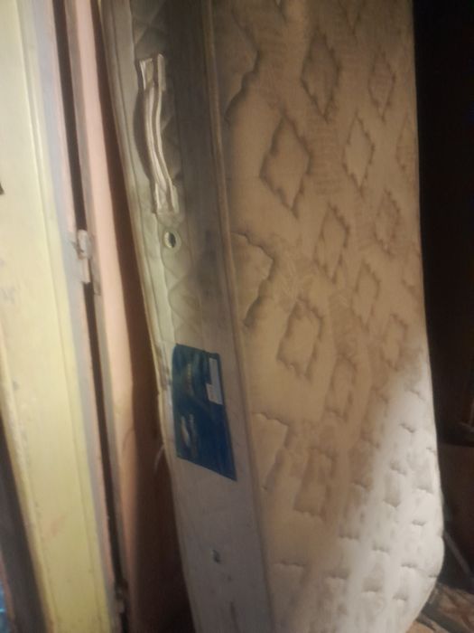 Colchao ortopedico de solteiro 10€