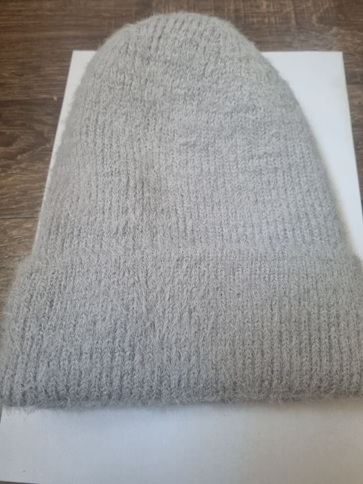 Zimowa czapka Nowa