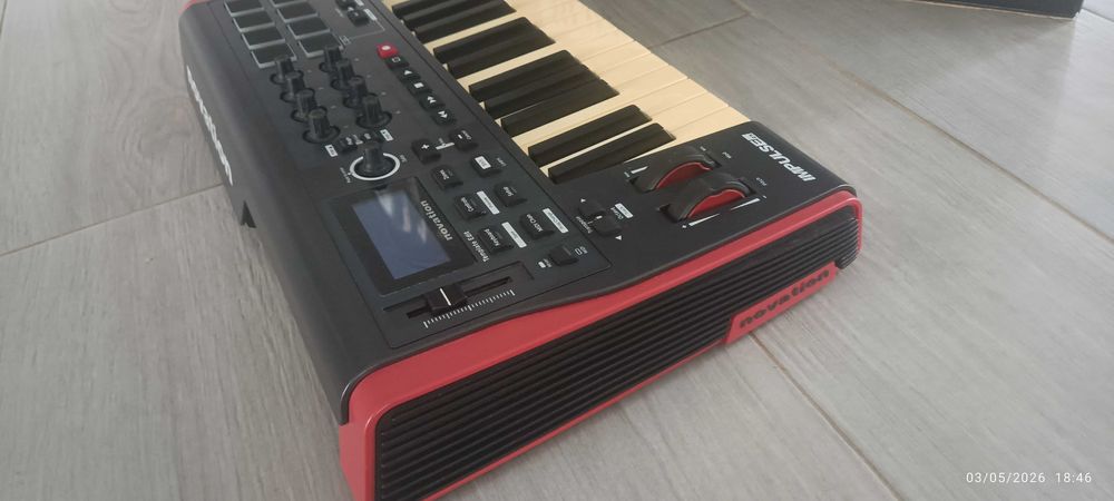 Novation Impulse 25 - ver descrição