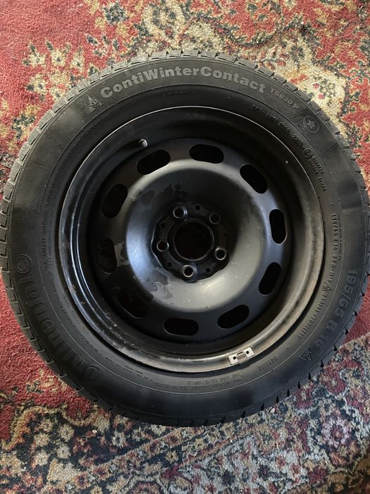 Opony zima + felgi stalowe 195/65 r16 bmw