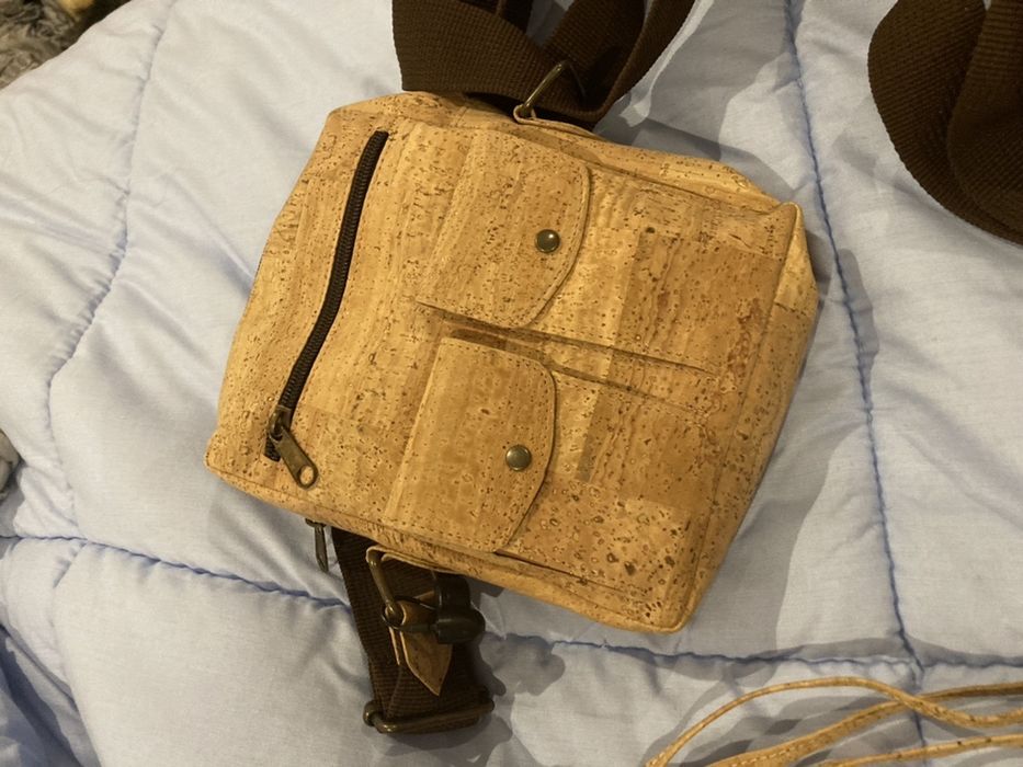 NOVAS! Malas e bolsas em cortiça!