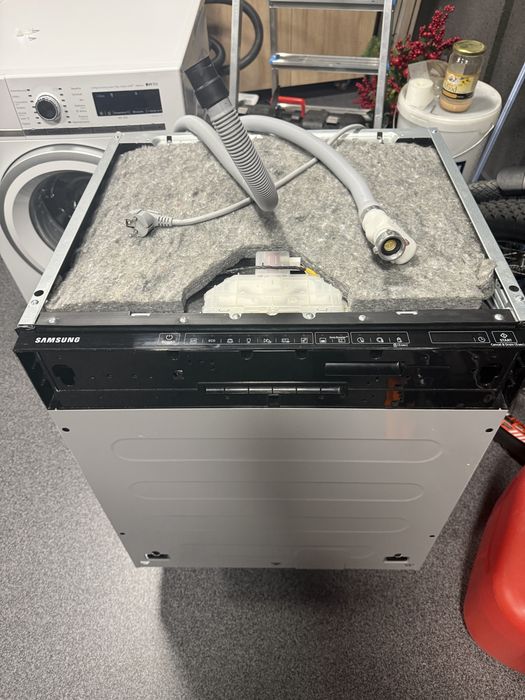 Zmywarka do zabudowy Samsung DW60M9550BB