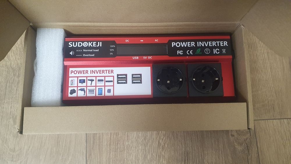 Інвертор  12в 220в