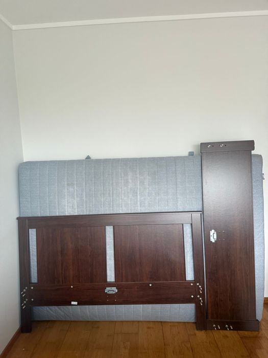 Cama castanha IKEA + colchão. Modelo SONGESAND