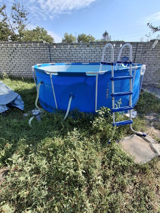 Продам каркасний басейн