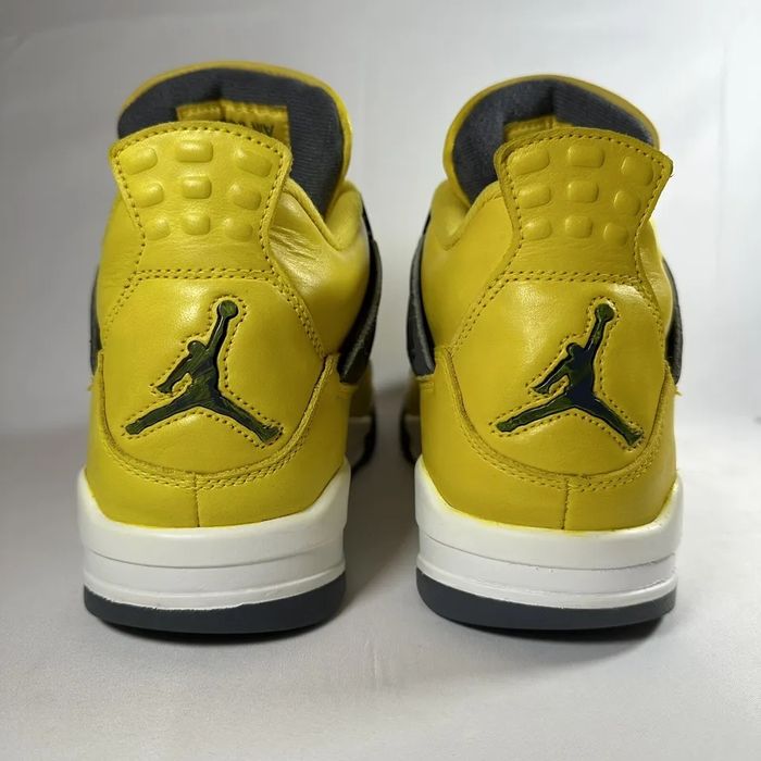 シューズ(男性用) AIR JORDAN 4 RETRO LIGHTNING TOUR YELLOW Кроссовки мужские Nike Air Jordan 4 Retro Lightning желтый