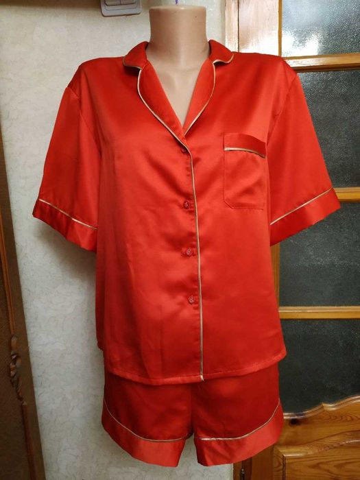 Еротичний сексуальний червоний набір Крихітка Санти шовк 46-48 розмір