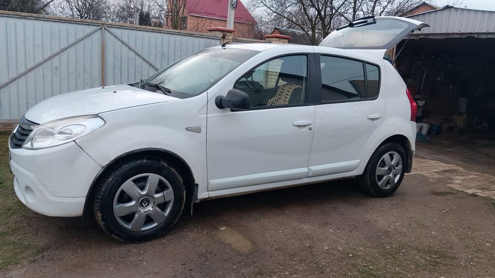 Продам власний автомобіль
