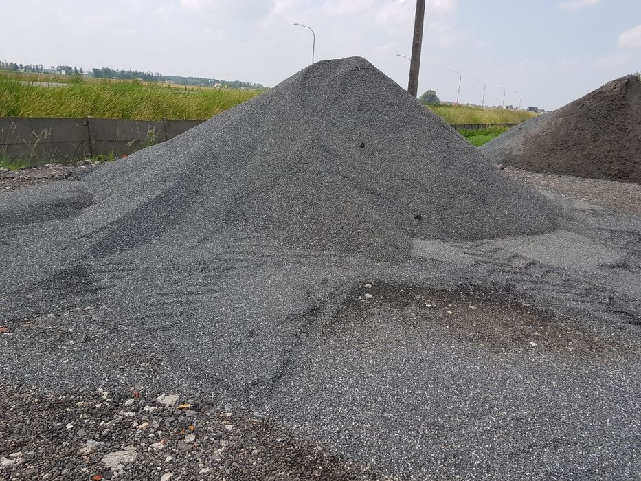 Grys bazaltowy/granitowy o frakcjach 8-11/16-22
