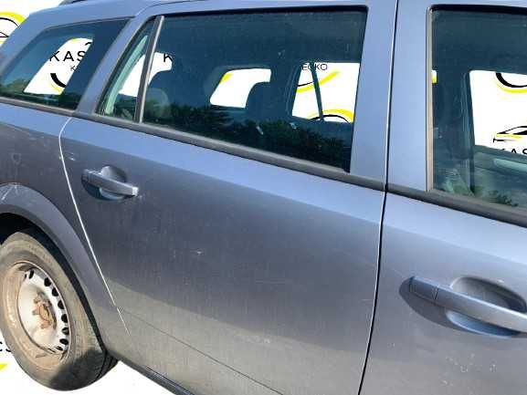 Drzwi prawe przód przednie Opel Astra H kombi kolor z163