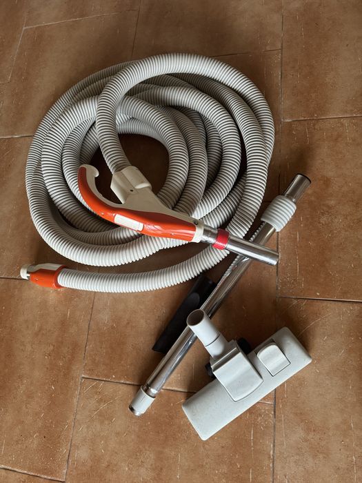 Máquina de Aspiração Central