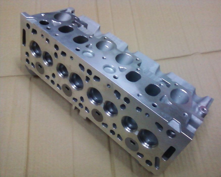 Colaça / cabeça motor nova Peugeot Renault Mitsubishi Toyota Nissan