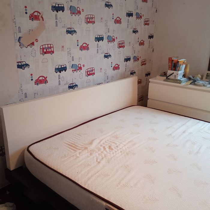 Cama de casal com colchão