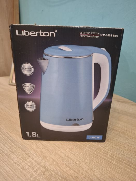 Чайник Электричний